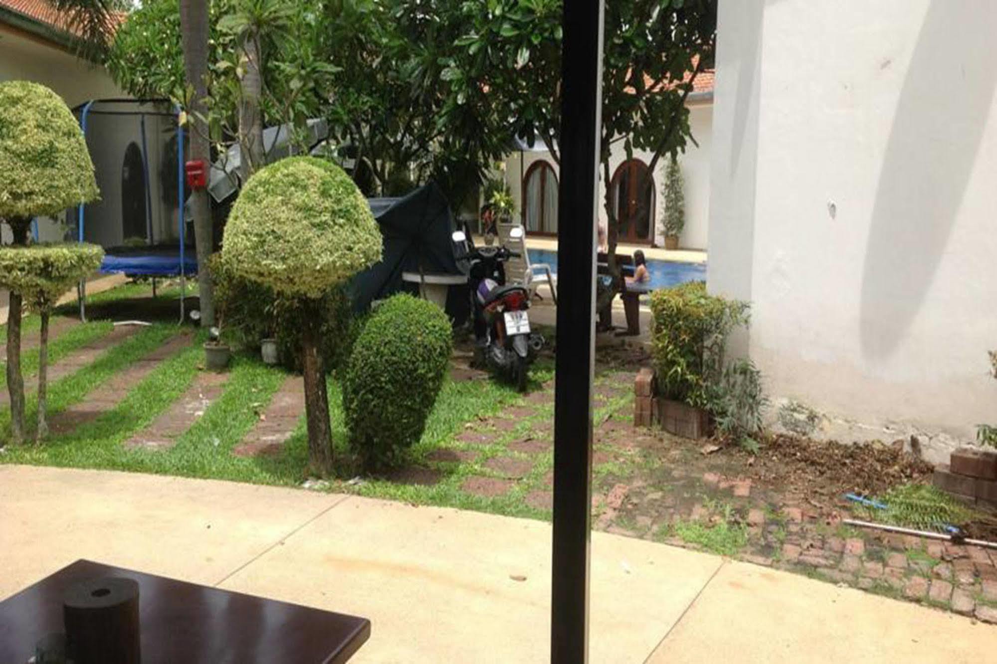 S-One Guesthouse باتايا المظهر الخارجي الصورة