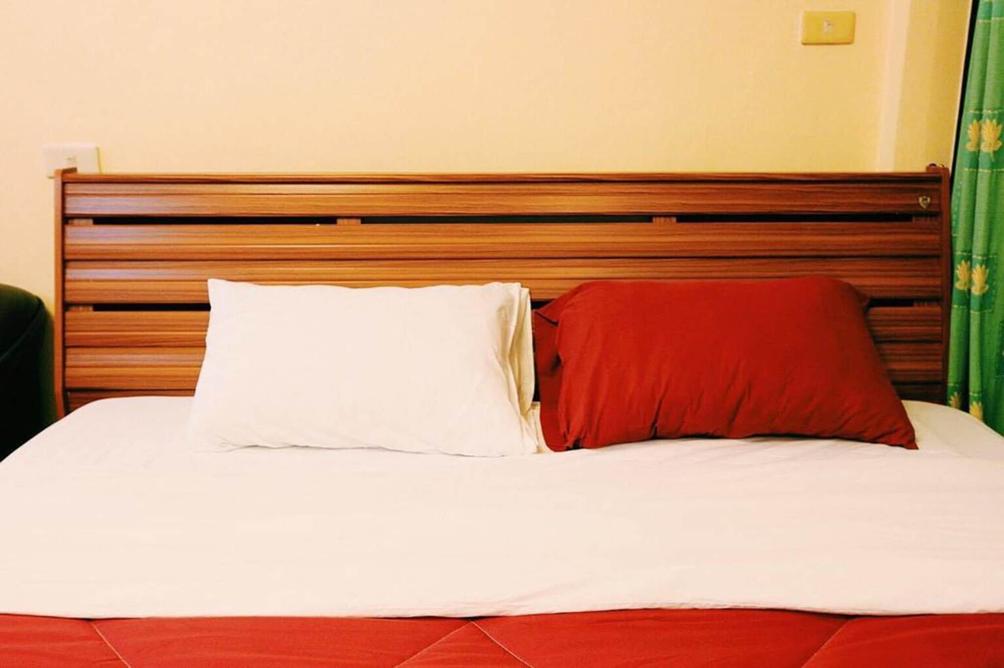 S-One Guesthouse باتايا المظهر الخارجي الصورة